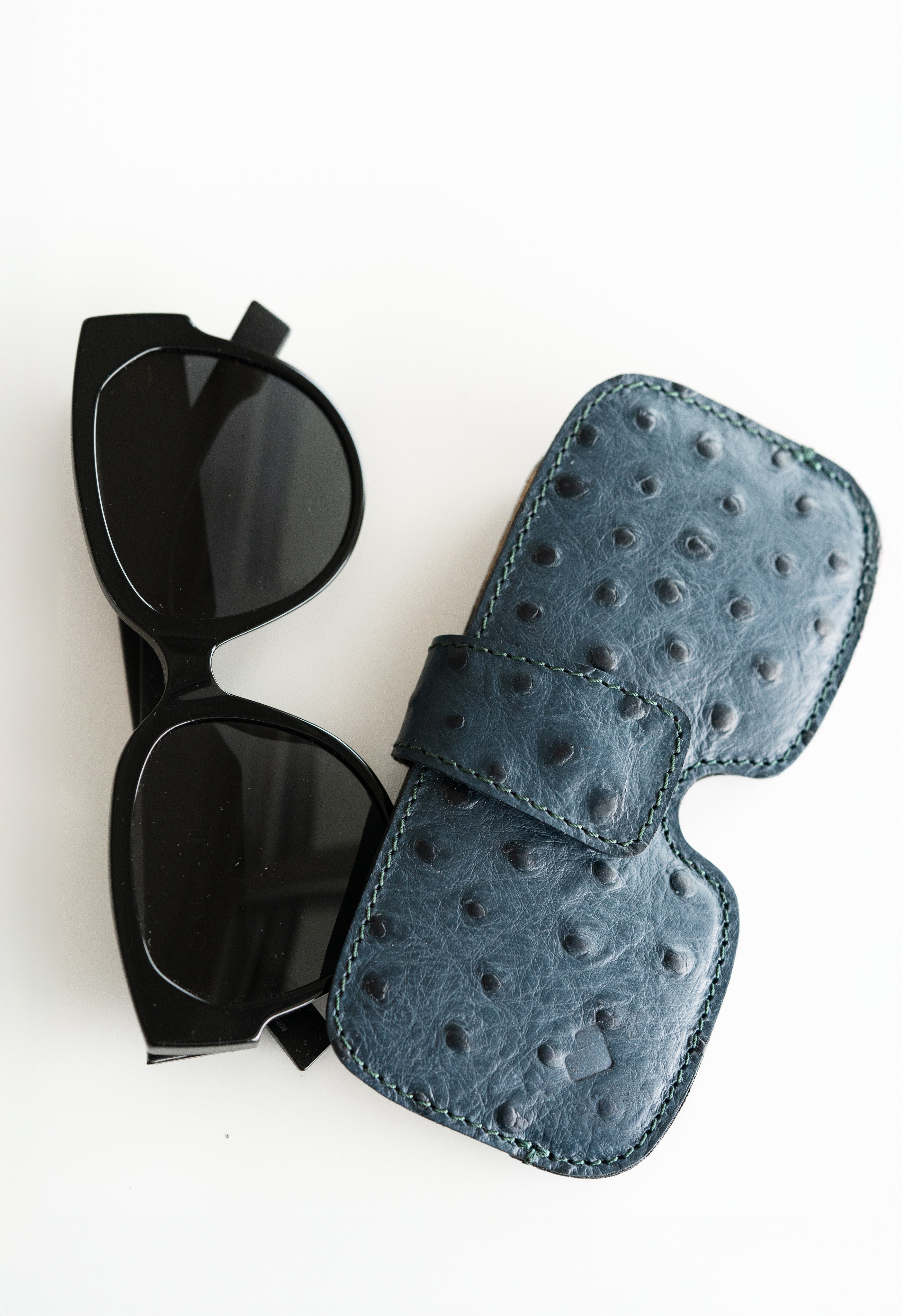 Brillen Etui: Must-Have Accessoire für unterwegs