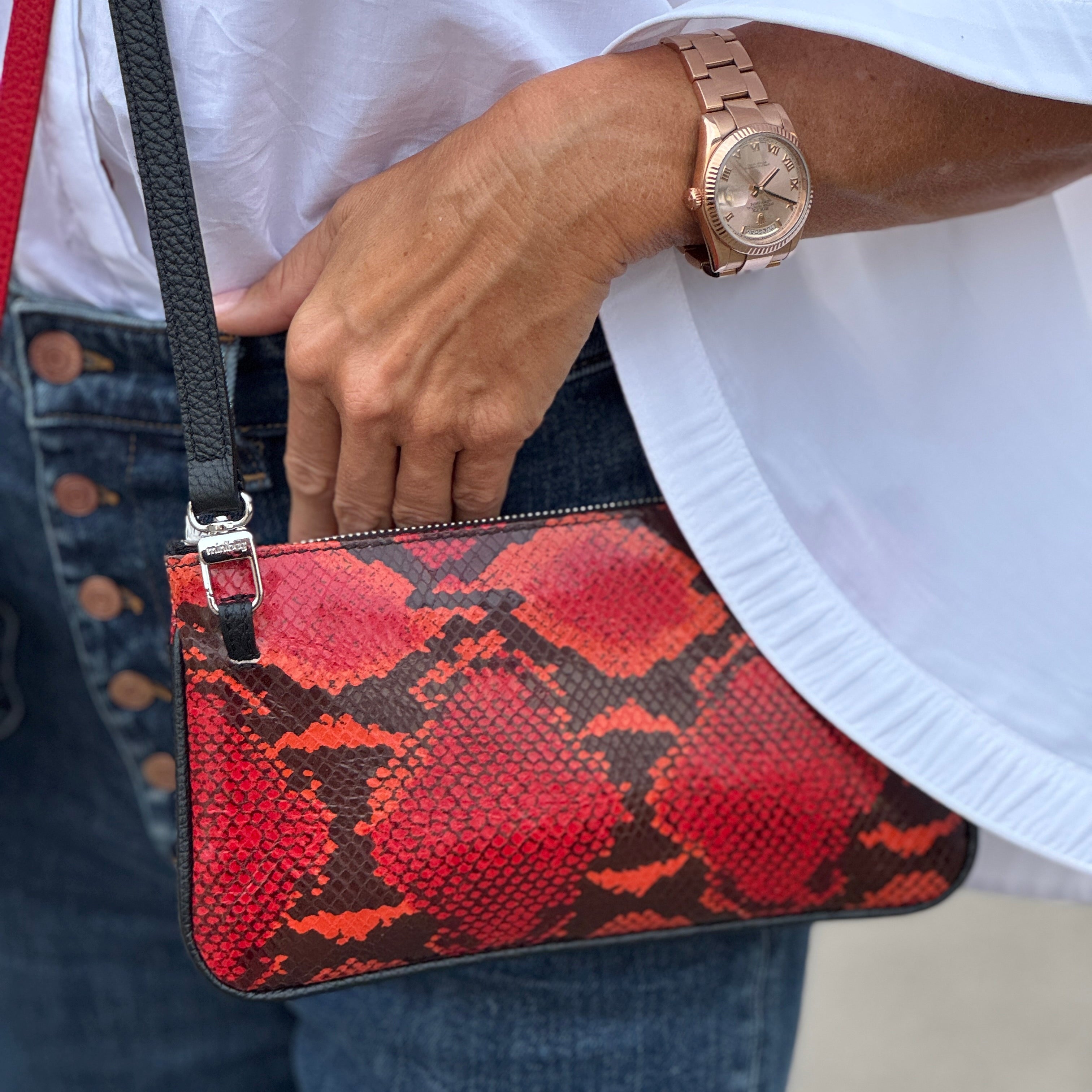 minibag in rot mit schlangenleder, schlangenledertasche, Handytasche zum Umhängen schlangenleder, schlangenleder mini bag. Minitasche rot in schlangenleder, Mini ´tasche, snake bags, snake bag